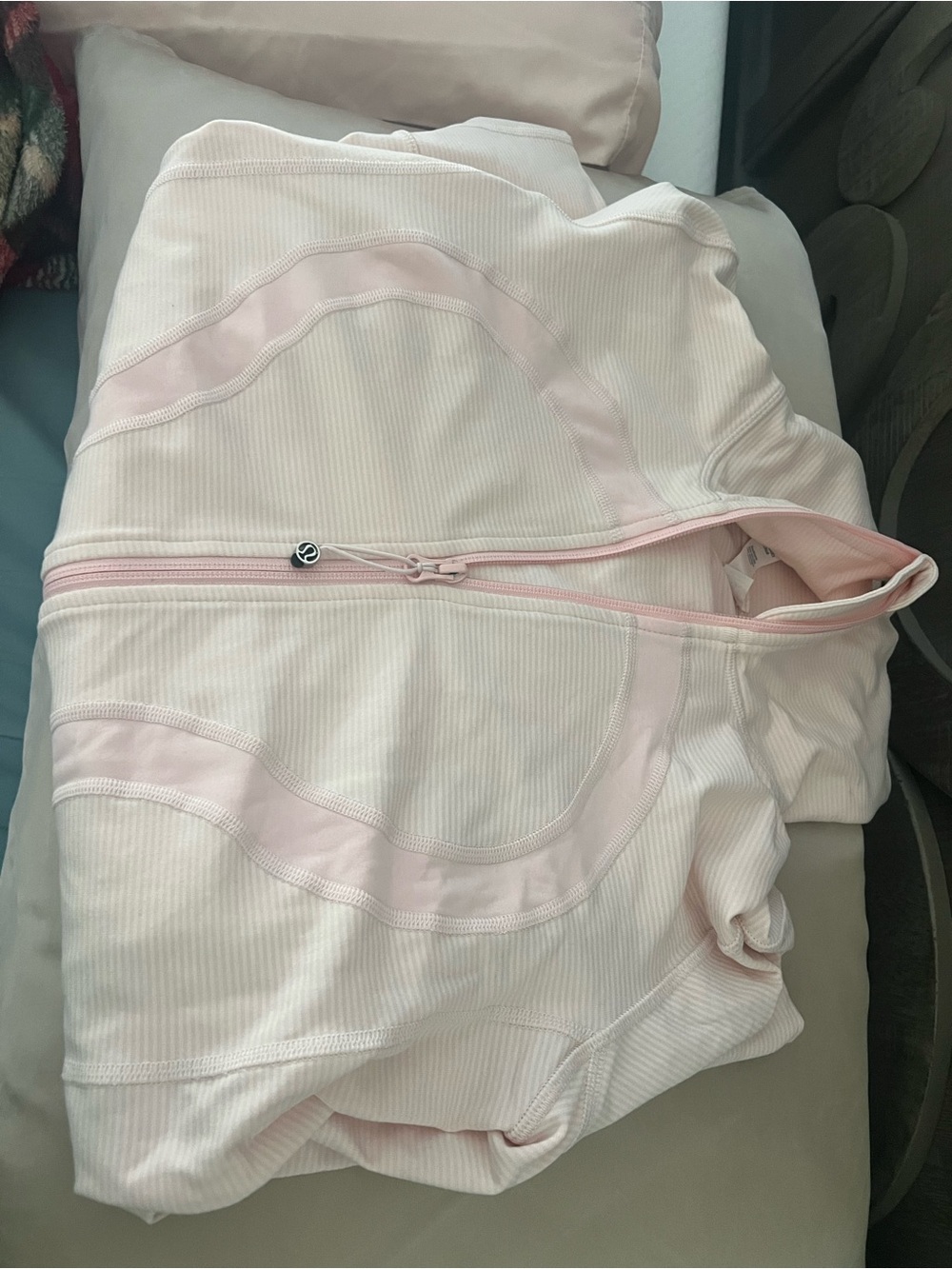 lululemon athletica Light Pink Ribbed Full-Zip Jacket 10